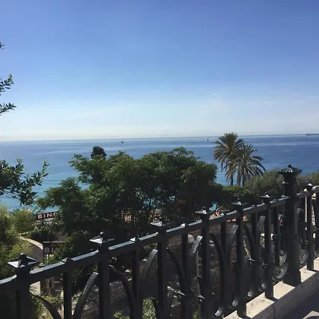 Fantastico Corsini Apartment-1, En El Centro Con Parking Apartment Tarragona